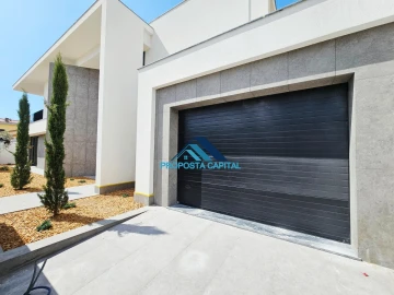 Moradia T5 para Venda em União das Freguesias de Setúbal