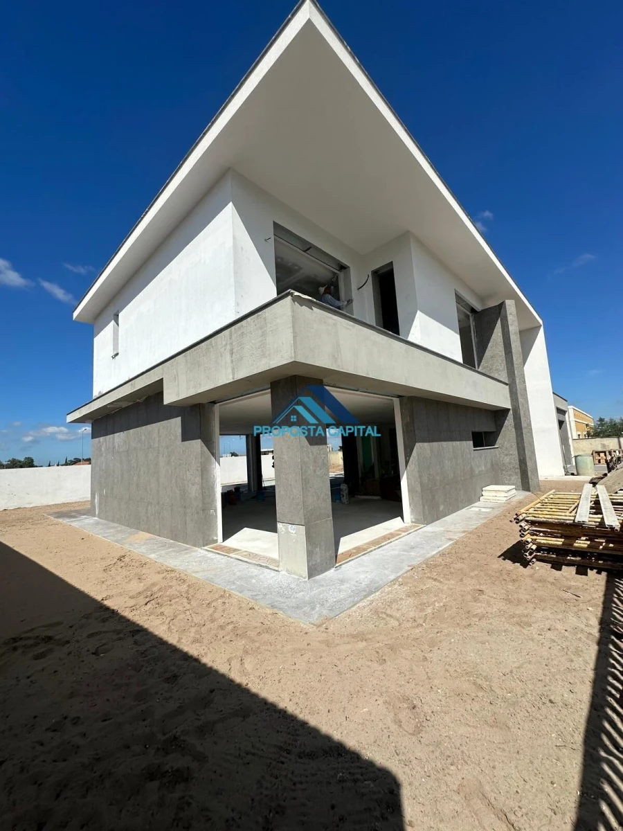 Moradia T5 para Venda em União das Freguesias de Setúbal Foto 35