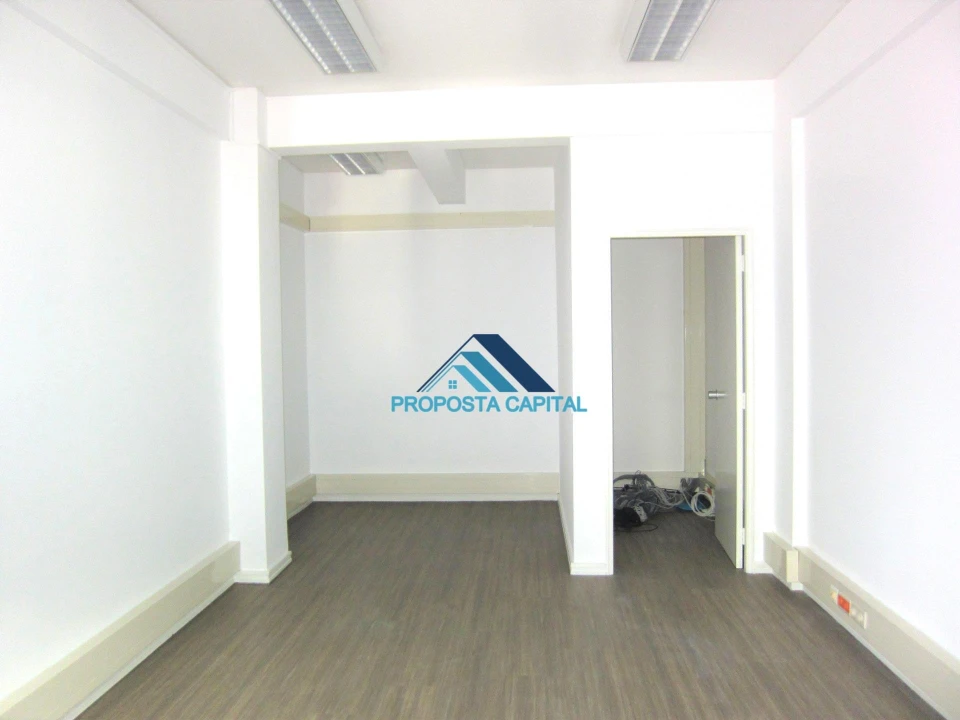 Escritório para Arrendamento em Avenidas Novas Foto 16