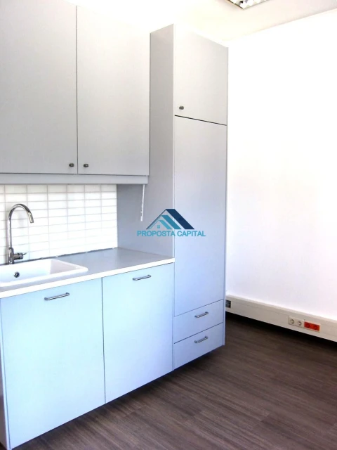 Escritório para Arrendamento em Avenidas Novas