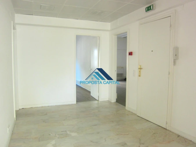 Escritório para Arrendamento em Avenidas Novas Foto 6
