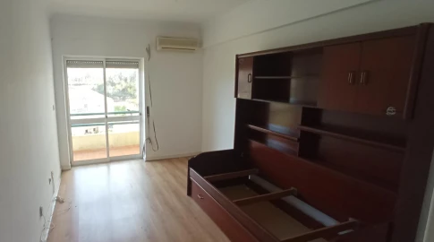 Apartamento T2 para Venda em Malveira e São Miguel de Alcainça