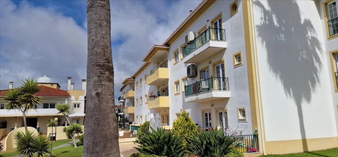 Apartamento T3 para Venda em Agualva e Mira-Sintra Foto 4