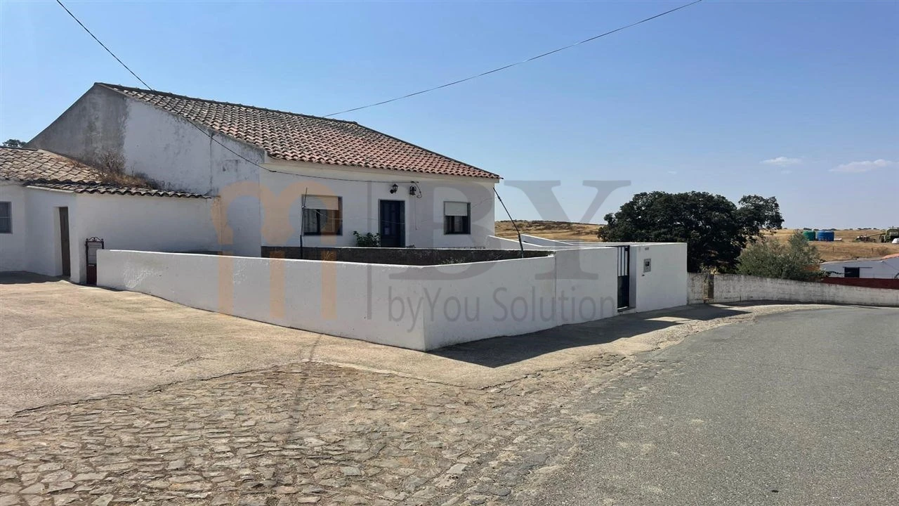 Moradia T2 para Venda em São Miguel do Pinheiro, São Pedro de Solis, São Sebastião dos Carros Foto 2