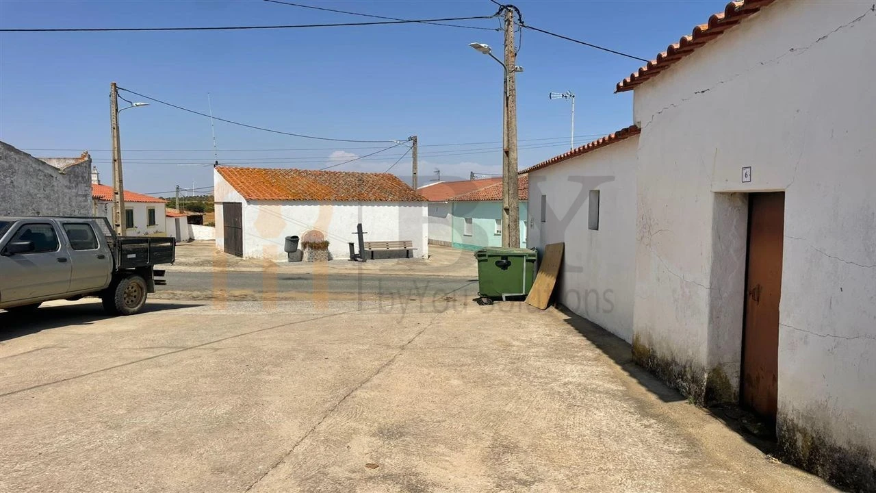 Garagem para Venda em São Miguel do Pinheiro, São Pedro de Solis, São Sebastião dos Carros Foto 9