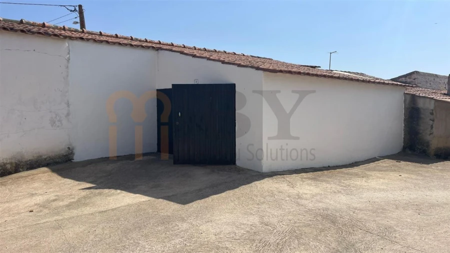 Garagem para Venda em São Miguel do Pinheiro, São Pedro de Solis, São Sebastião dos Carros Foto 2