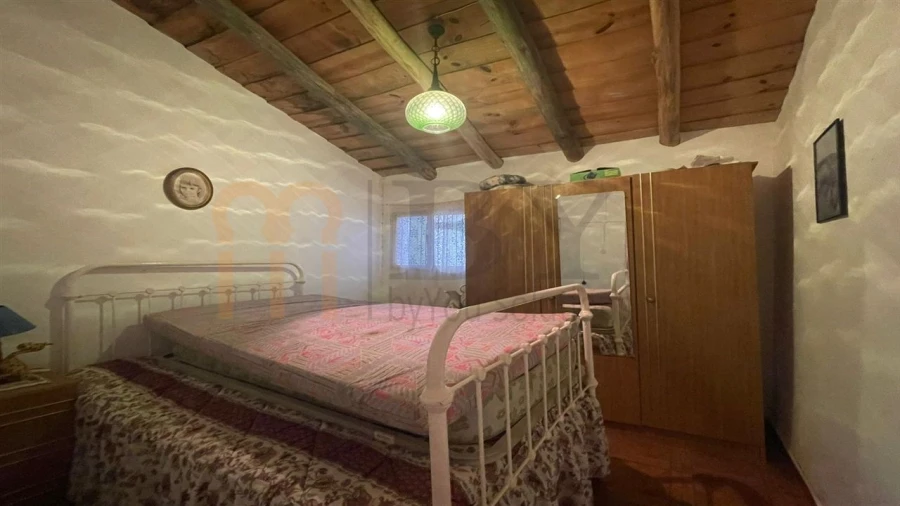 Moradia T5 para Venda em Corte do Pinto Foto 10