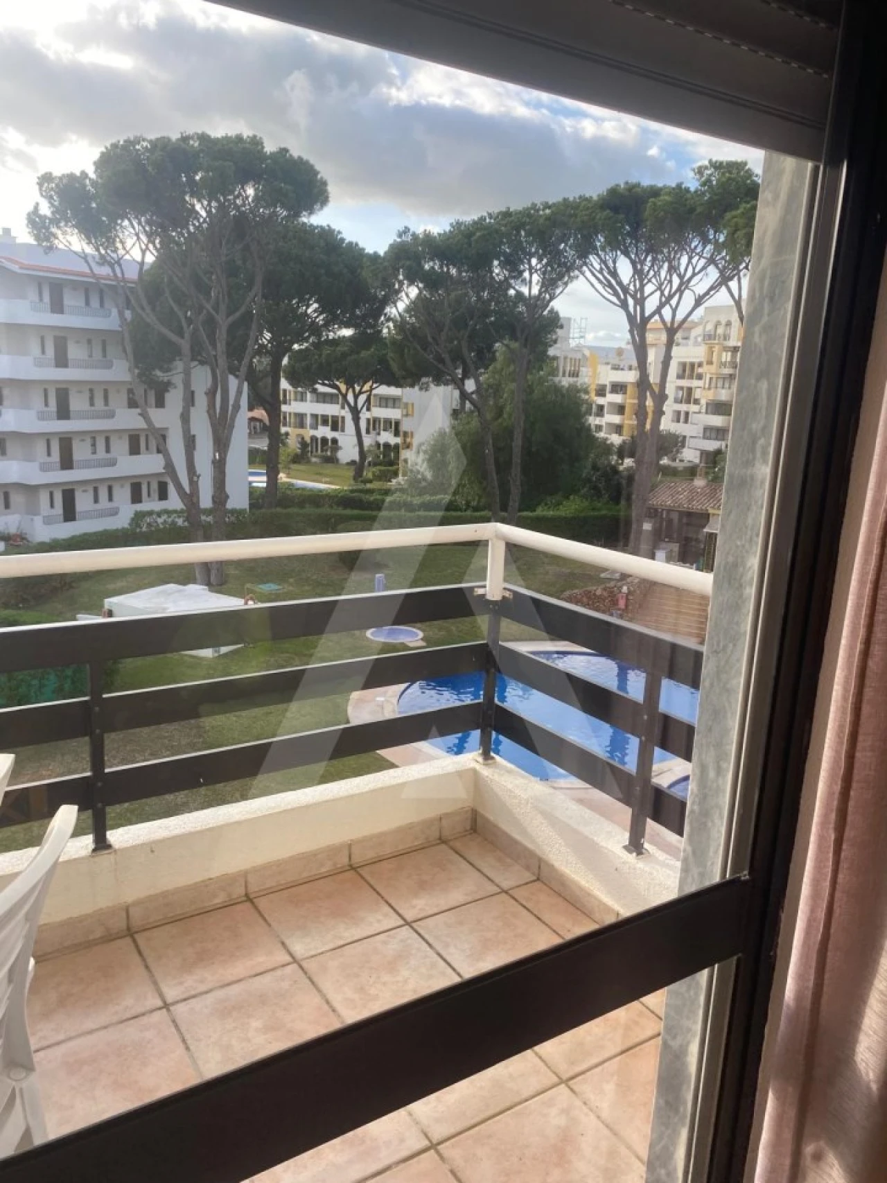 Apartamento T2 para Arrendamento em Quarteira Foto 4