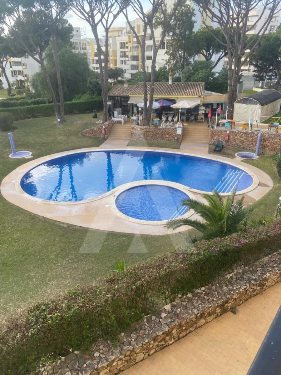 Apartamento T2 para Arrendamento em Quarteira