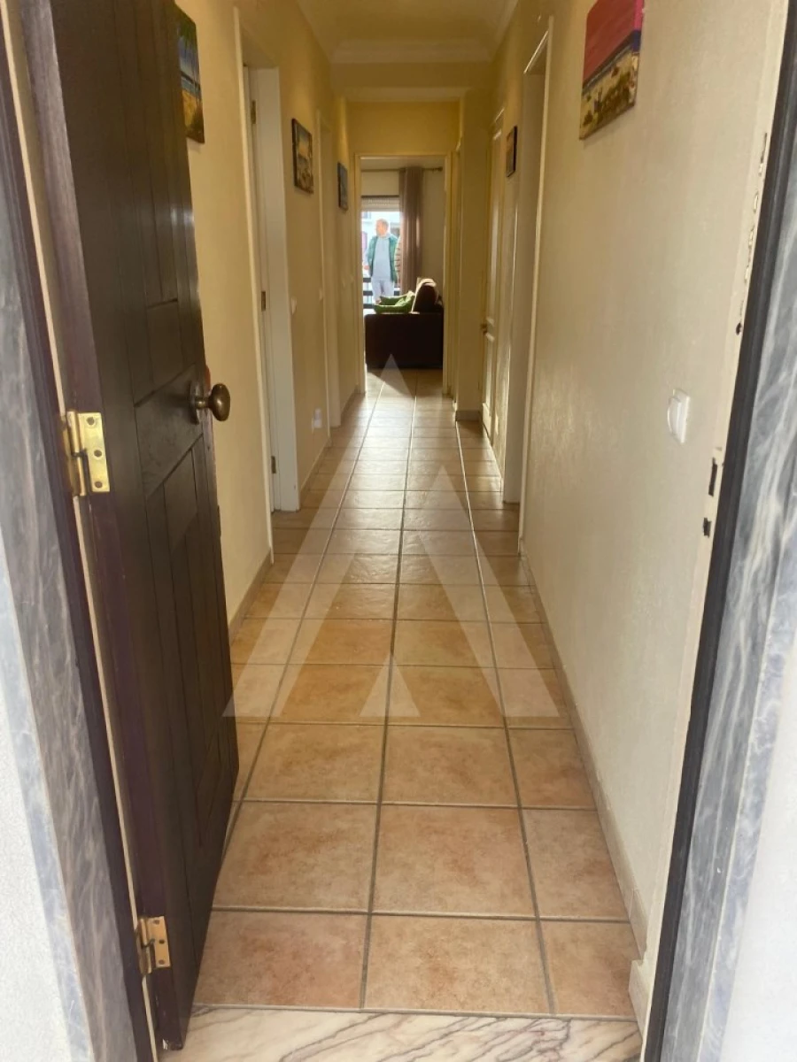 Apartamento T2 para Arrendamento em Quarteira Foto 5