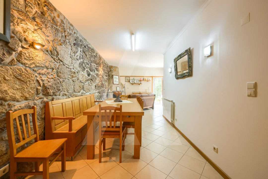 Quinta T3 para Venda em Couto de Esteves Foto 16