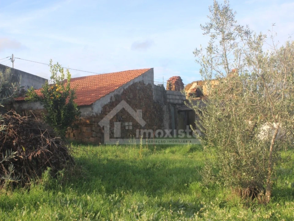 Moradia T3 para Venda em Pedrogão Grande Foto 16