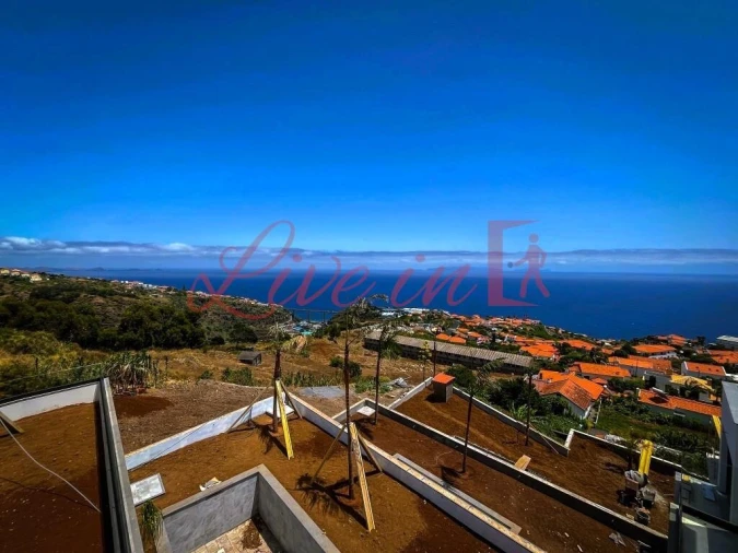 Terreno para Venda em Caniço Foto 2