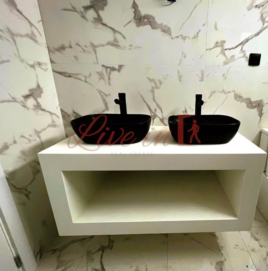 Terreno para Venda em Caniço Foto 9