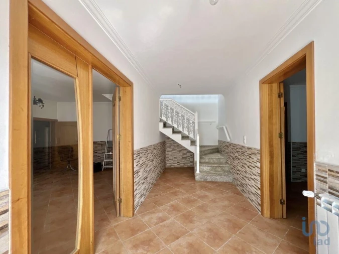 Moradia T1 para Venda em Sernancelhe e Sarzeda Foto 2