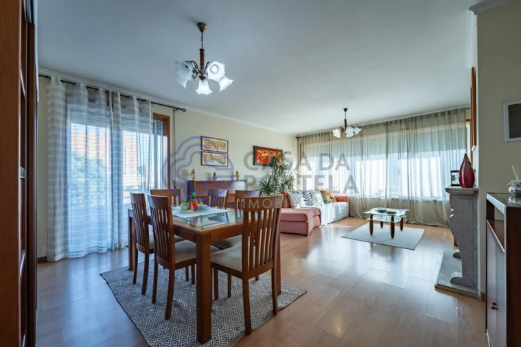 Apartamento T3 para Venda em Madalena Foto 4