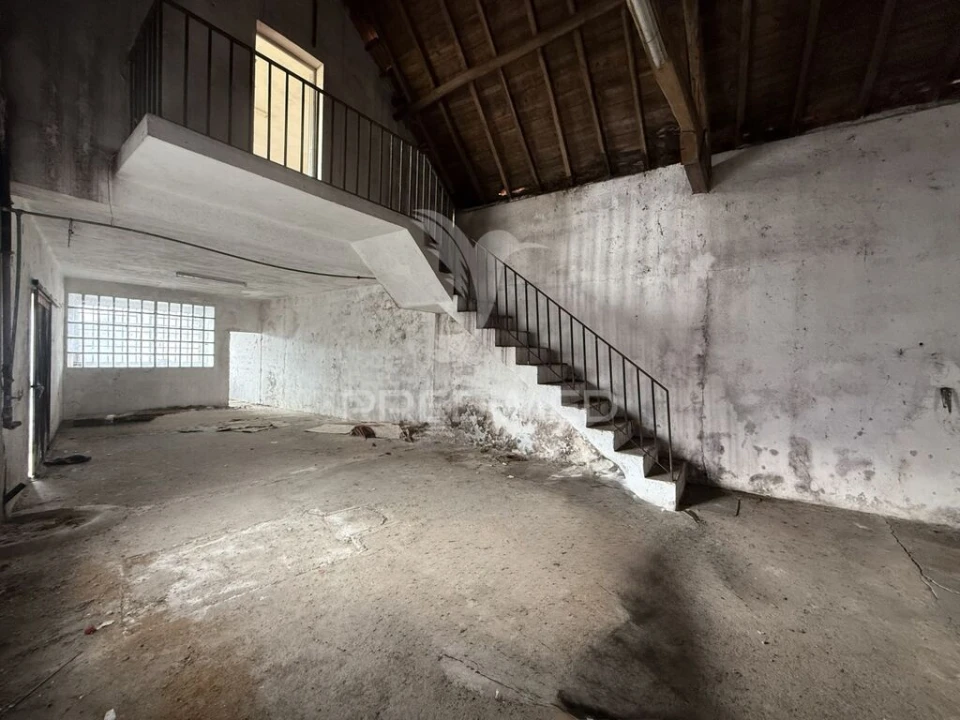 Armazém para Venda em Arrimal e Mendiga Foto 13