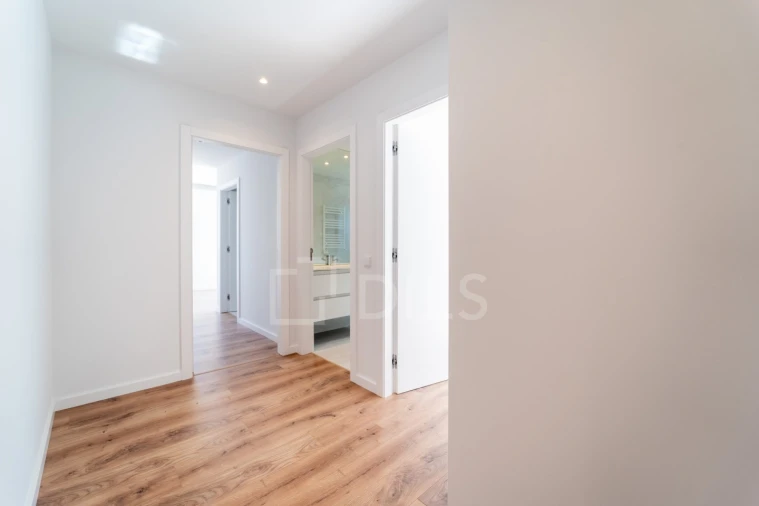 Apartamento T3 para Venda em Ramalde Foto 9