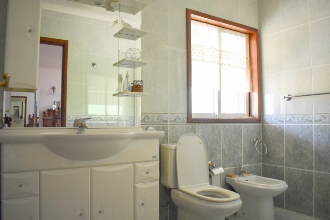 Moradia T3 para Venda em Rossas Foto 30