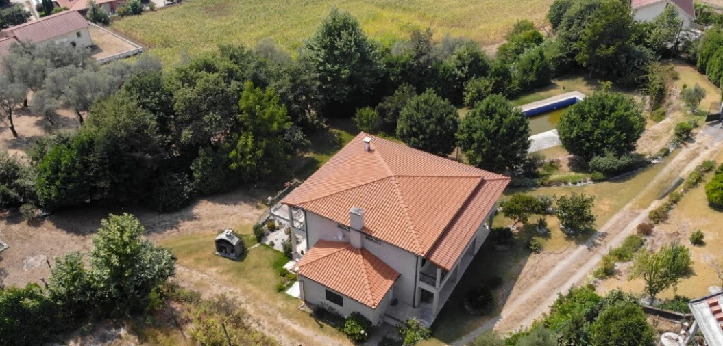 Moradia T3 para Venda em Rossas Foto 68