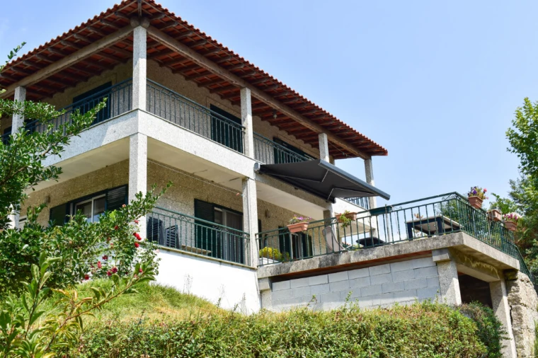 Moradia T3 para Venda em Rossas Foto 62