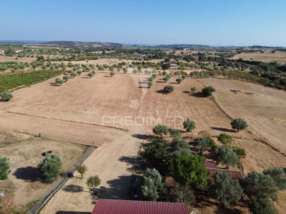 Moradia T4 para Venda em Casével e Vaqueiros Foto 14