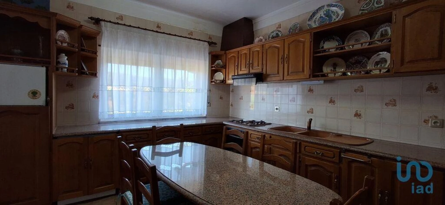 Moradia T4 para Venda em Orvalho Foto 7