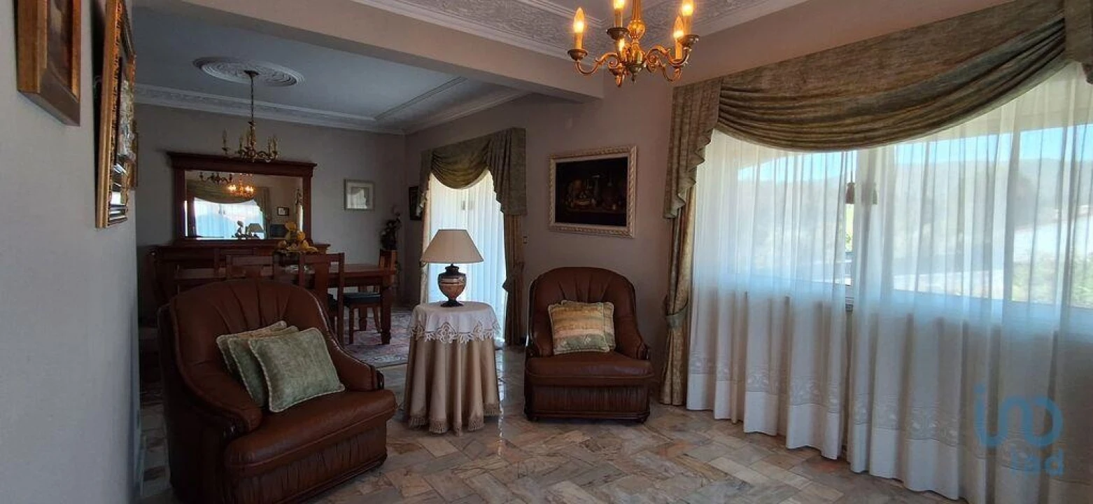 Moradia T4 para Venda em Orvalho Foto 5