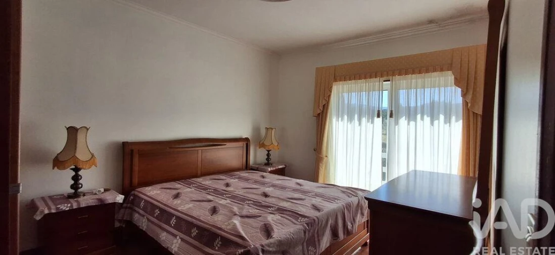 Moradia T4 para Venda em Orvalho Foto 16