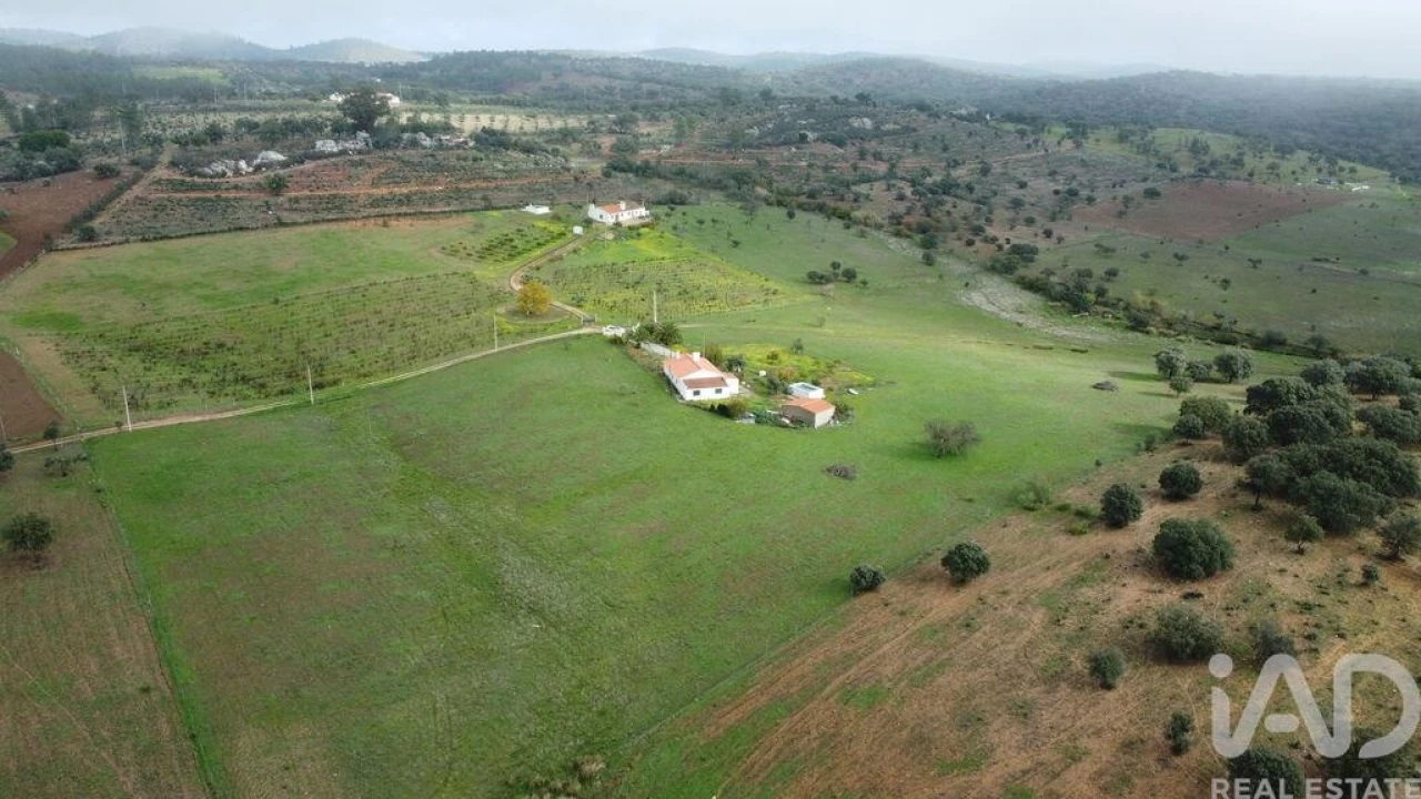 Moradia T3 para Venda em Esperança Foto 8