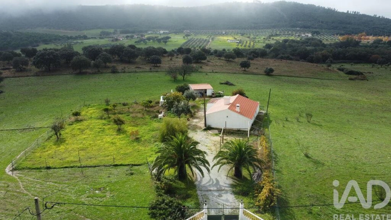 Moradia T3 para Venda em Esperança Foto 17