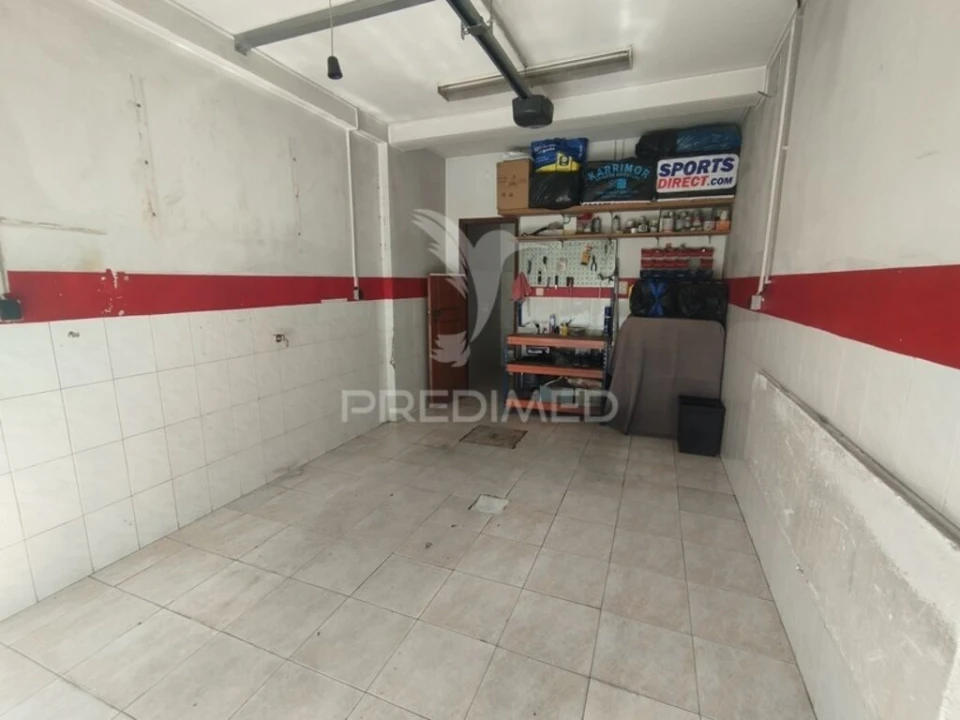 Garagem para Venda em Cacém e São Marcos Foto 5