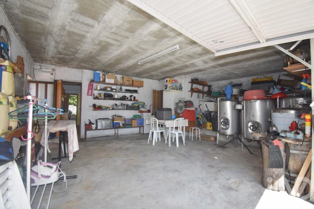 Moradia T4 para Venda em Vila Nova Foto 28