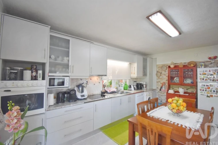 Moradia T4 para Venda em Vila Nova Foto 25