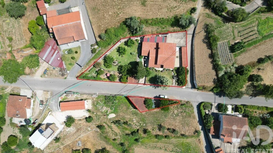 Moradia T4 para Venda em Vila Nova Foto 29