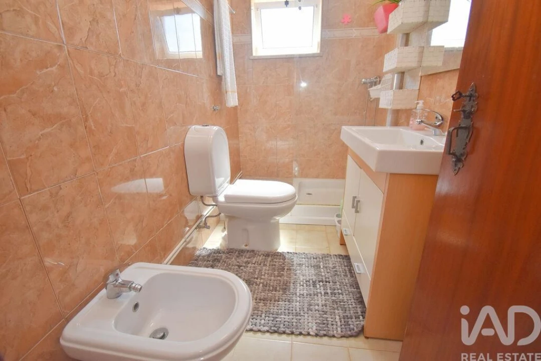 Moradia T4 para Venda em Vila Nova Foto 20