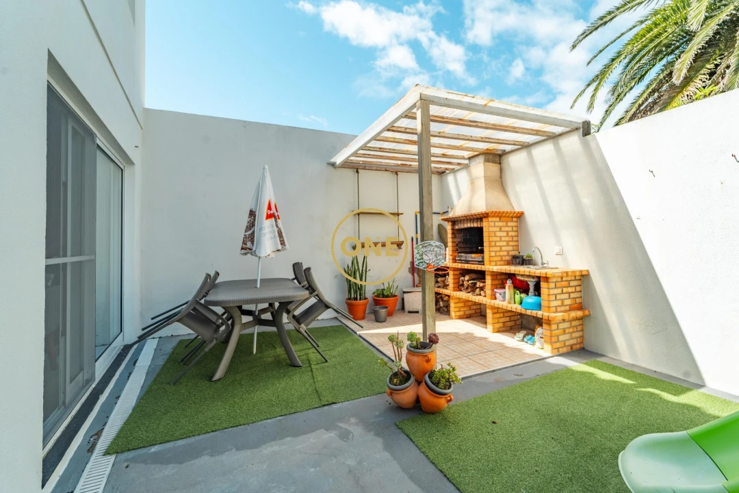 Moradia T3 para Venda em Fajã de Cima Foto 15