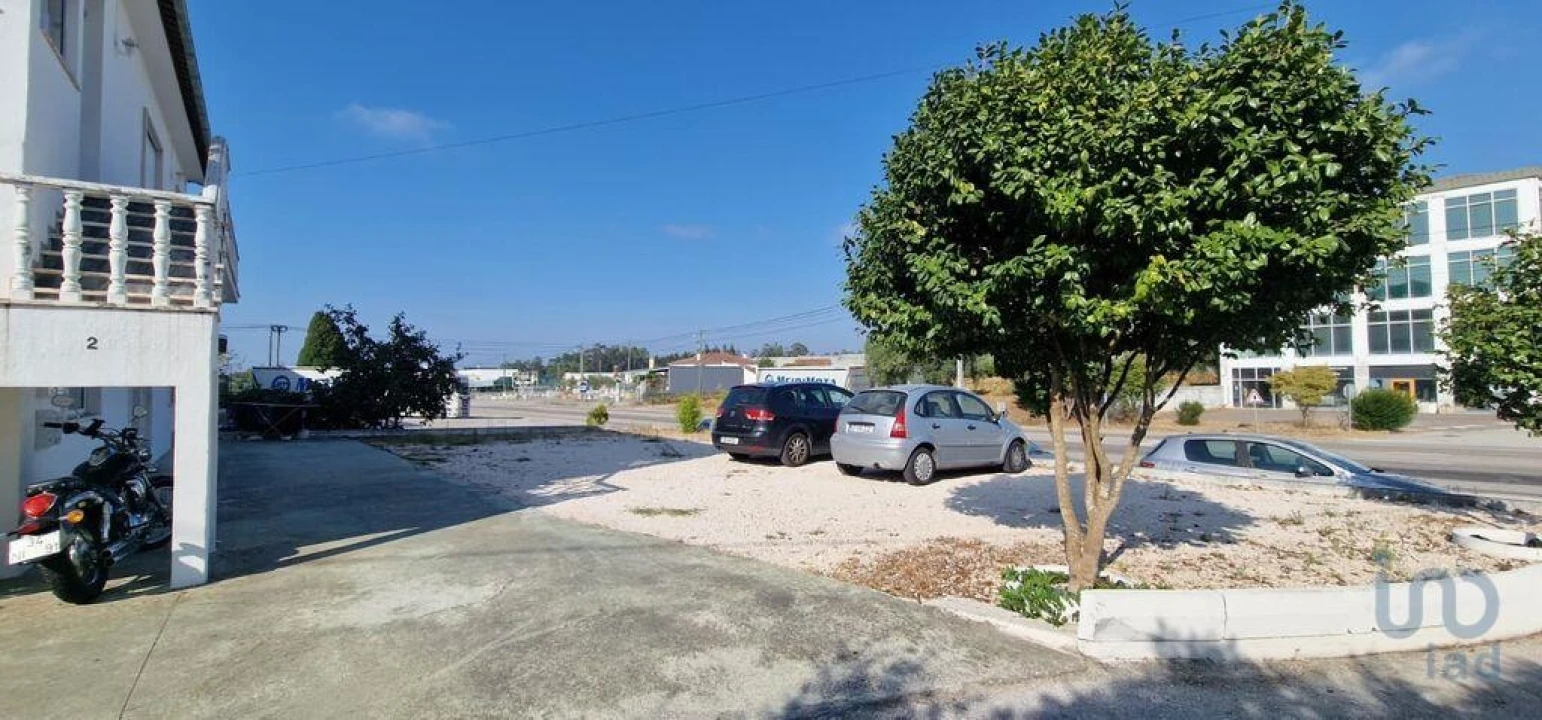 Moradia T9 para Venda em Meirinhas Foto 9