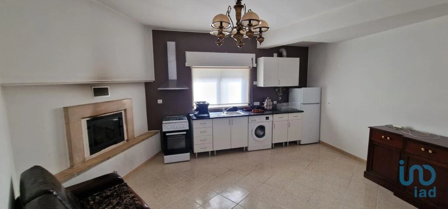 Moradia T9 para Venda em Meirinhas Foto 5