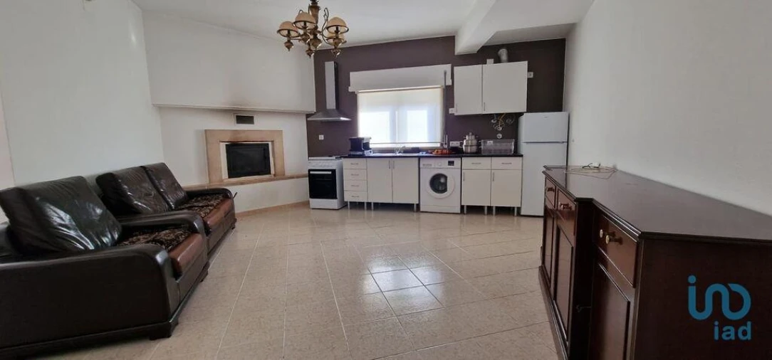 Moradia T9 para Venda em Meirinhas Foto 3