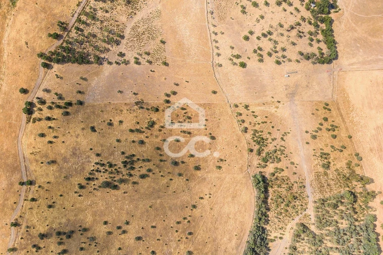 Terreno para Venda em Reguengos de Monsaraz Foto 1