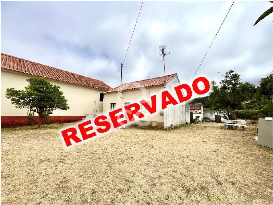 Moradia T2 para Venda em Salir de Matos Foto 1