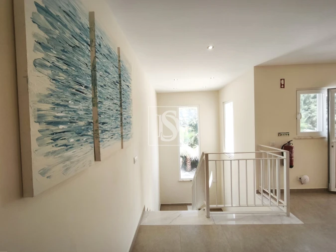 Moradia T6 para Venda em Lagoa e Carvoeiro Foto 30