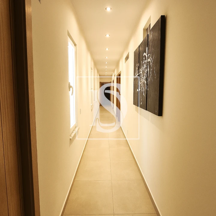 Moradia T6 para Venda em Lagoa e Carvoeiro Foto 18