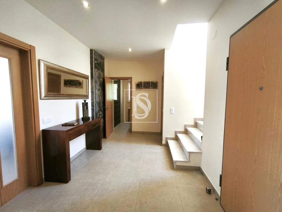 Moradia T6 para Venda em Lagoa e Carvoeiro Foto 10