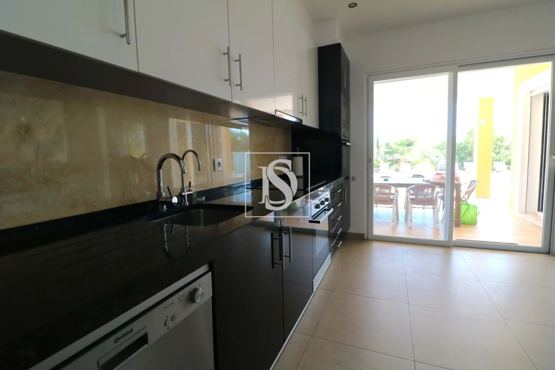 Moradia T6 para Venda em Lagoa e Carvoeiro Foto 17