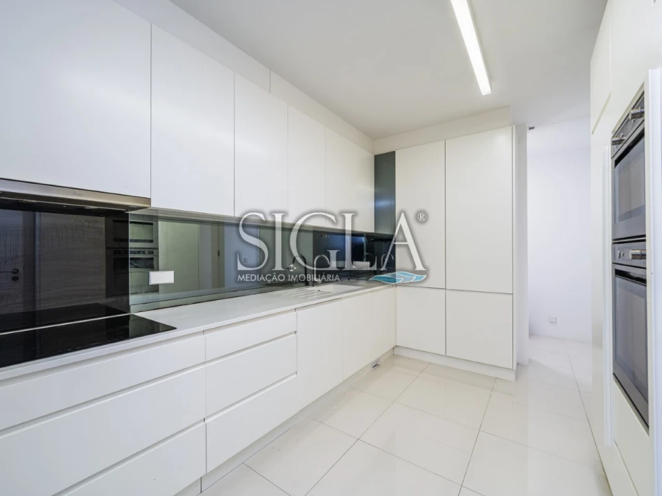 Apartamento T3 para Arrendamento em Madalena Foto 8