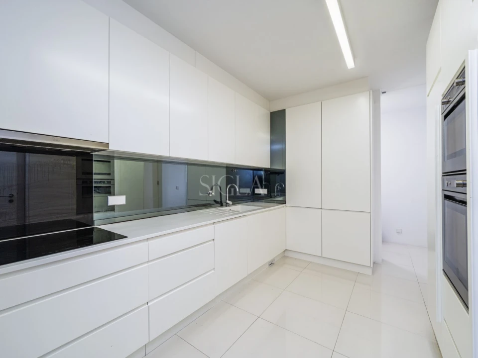 Apartamento T3 para Arrendamento em Madalena Foto 9