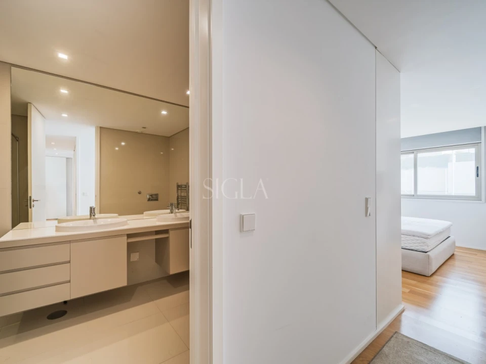 Apartamento T3 para Arrendamento em Madalena Foto 15