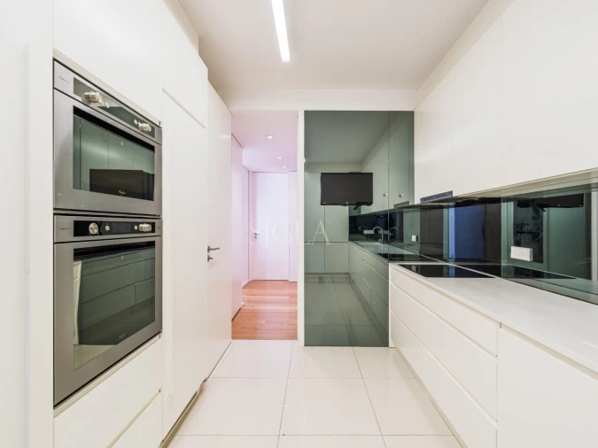 Apartamento T3 para Arrendamento em Madalena Foto 10